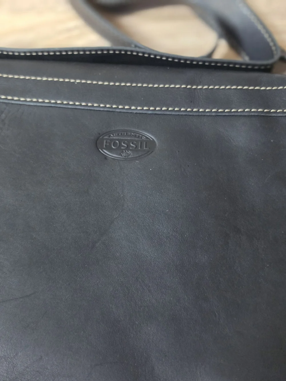 Fossil Black/ Gold Leather Saddle Bag Double Turn Lock Satchel Crossbody Purse